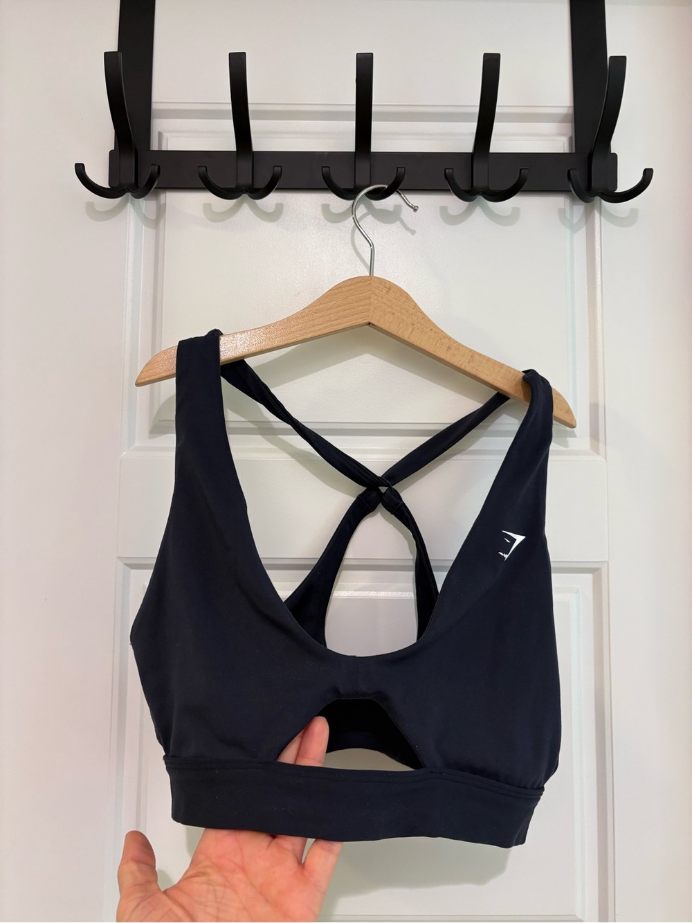Gymshark Cross-Strap Sports Bra with Keyhole Dark Navy